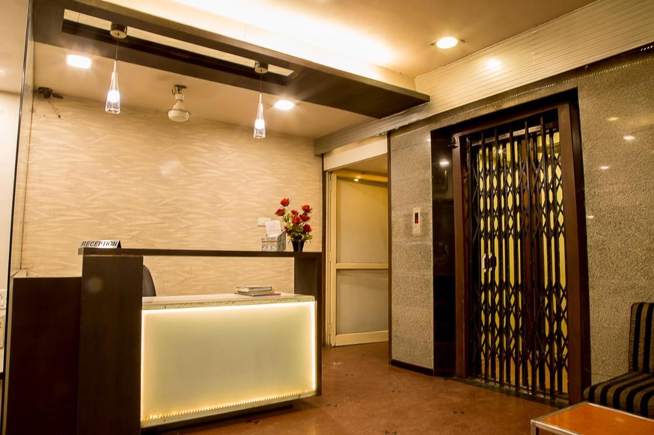 Hotel Shertown アーメダバード エクステリア 写真